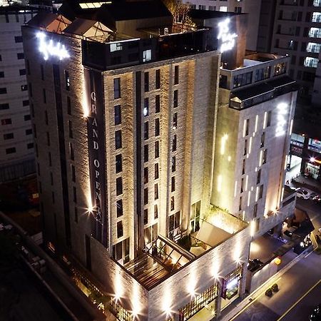 Js The Classic Hotel Osan Exterior photo