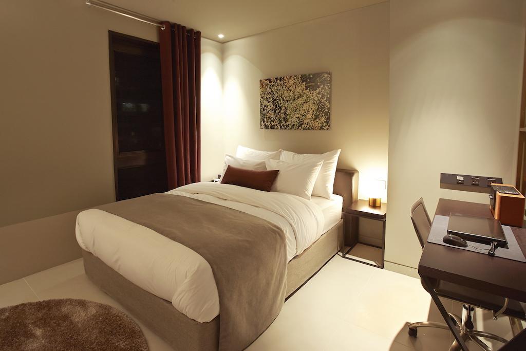 Js The Classic Hotel Osan Room photo